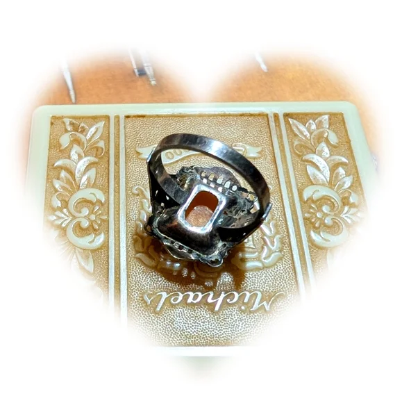 Edwardian Shell Cameo Sterling Silver Ring - Picture 3 of 6